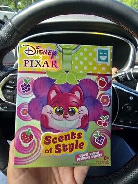 Disney●Pixar Scents Of Style Vinyl Plush Key Chain! Happy Haul Blind Box